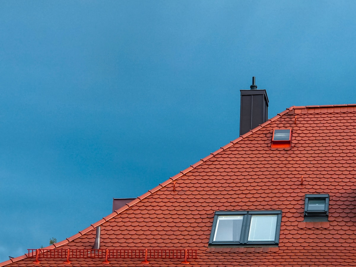 Dachsanierung Dachsanierung – Waskow GmbH Dachdecker & Meisterbetrieb